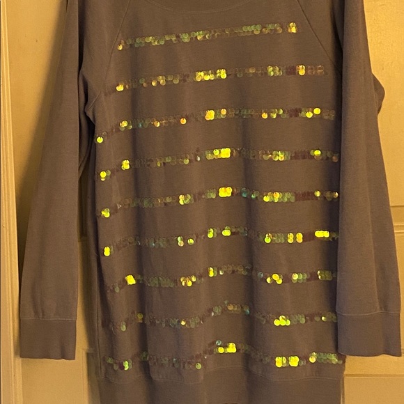 Victoria Secret Women’s Sweatshirt - Picture 3 of 3